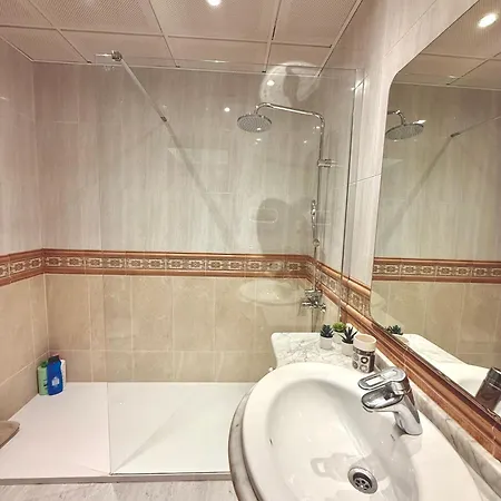 Golden Mile Duplex *