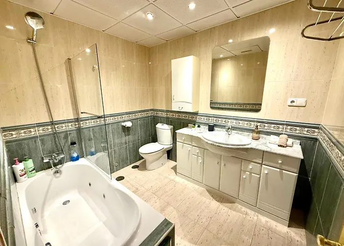 Golden Mile Duplex Apartament *