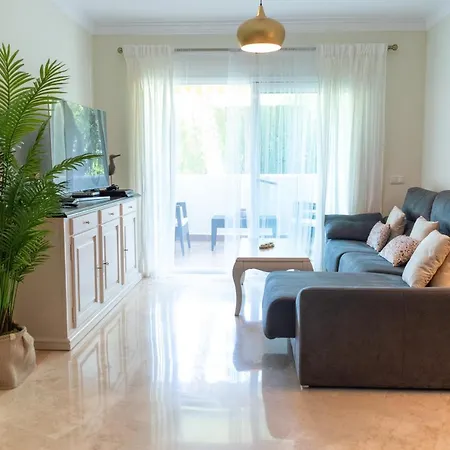 Golden Mile Duplex *