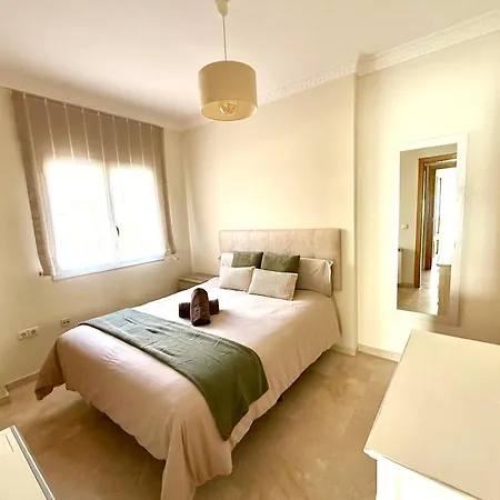 Golden Mile Duplex Apartment *