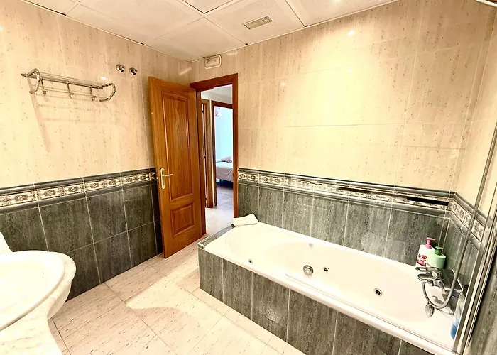 Golden Mile Duplex Apartment *